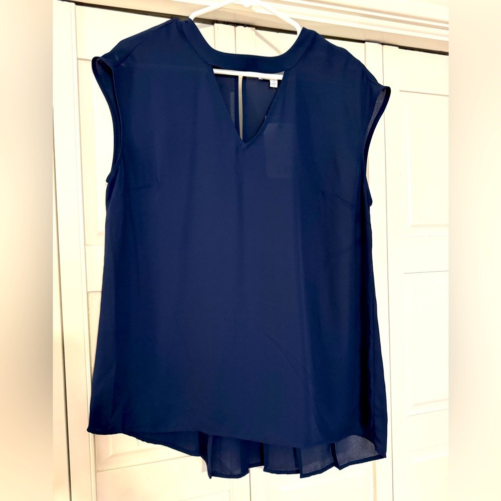 Women’s DR2 Blouse - Size M- Navy Blue. New with tags.